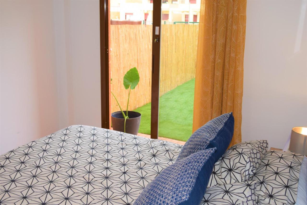 Espacioso Apartamento Con Preciosos Jardines Y Bbq Isla Plana Eksteriør bilde