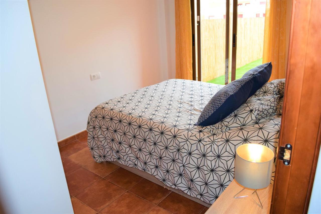 Espacioso Apartamento Con Preciosos Jardines Y Bbq Isla Plana Eksteriør bilde