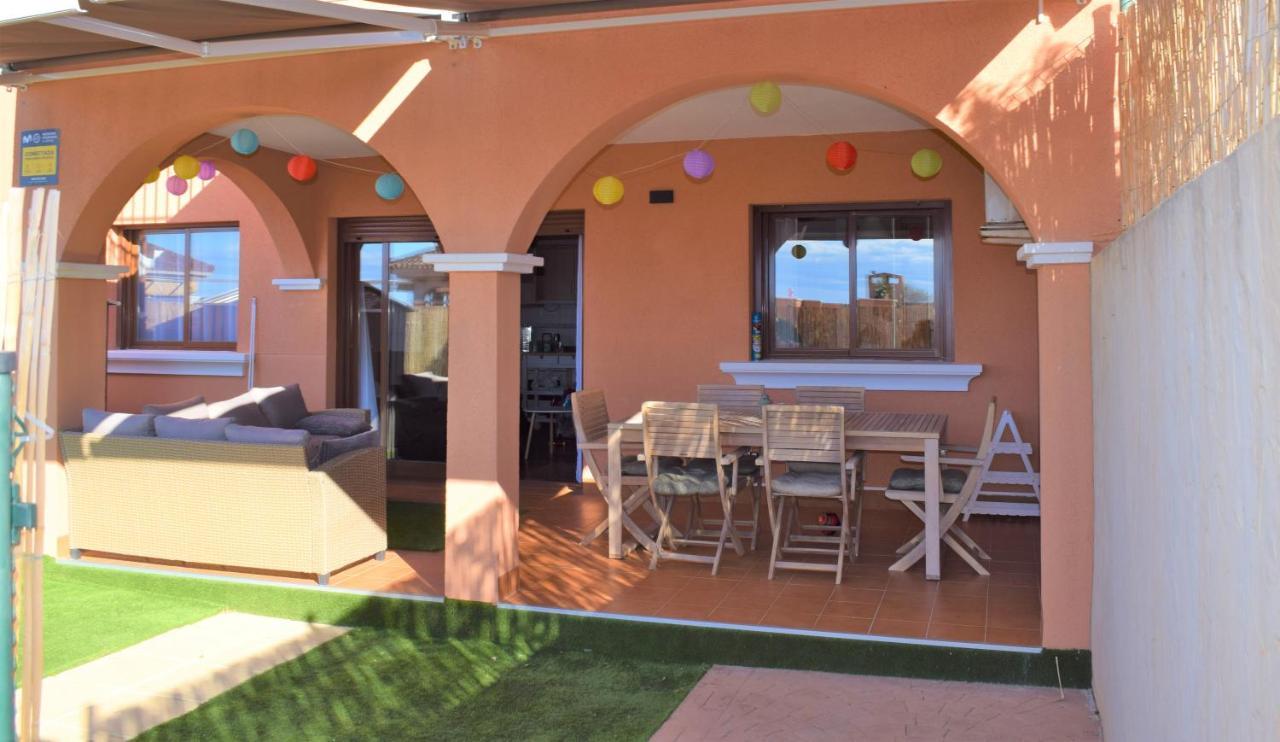 Espacioso Apartamento Con Preciosos Jardines Y Bbq Isla Plana Eksteriør bilde