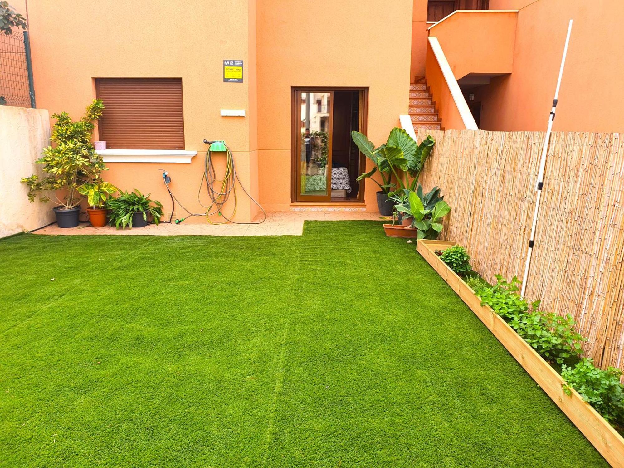 Espacioso Apartamento Con Preciosos Jardines Y Bbq Isla Plana Eksteriør bilde